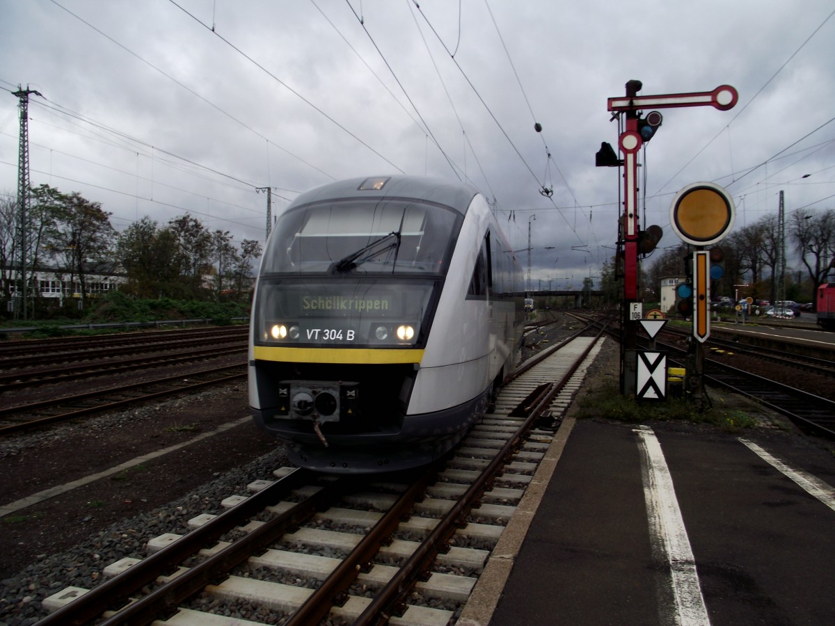 VT 304 alias Desiro (BR642) der HLB/Kahlgrundbahn am 07.11.13 in Hanau Hbf 