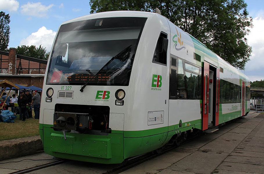 VT 327 der Erfurter Bahn in Gera. 30.05.2015