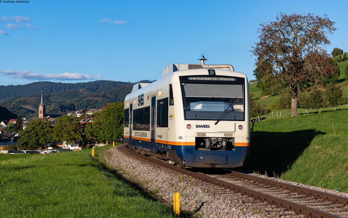 VT 508 als SWE 72231 (Biberach(Baden) - Oberharmersbach-Riersbach) bei Oberharmersbach 21.9.22
