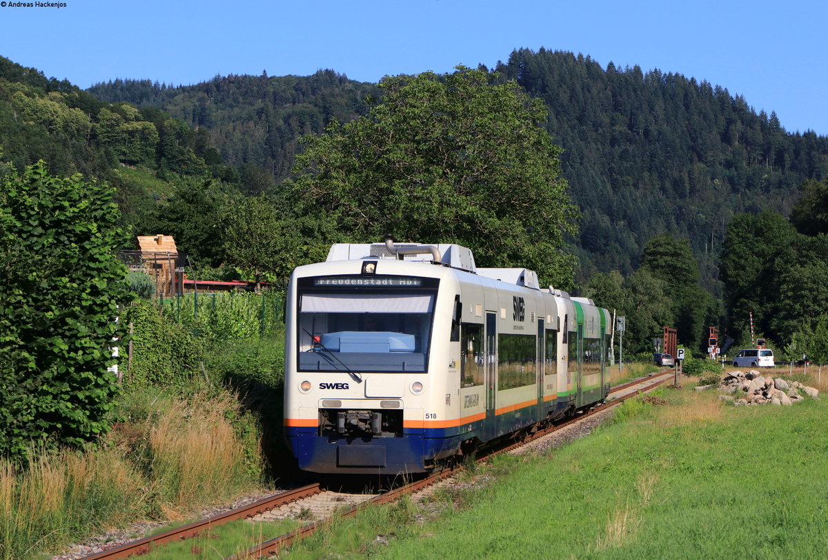 VT 518 und VT 016 als  SWE 87397 (Bad Griesbach(Schwarzw)-Freudenstadt Hbf) bei Lauterbach 24.6.20