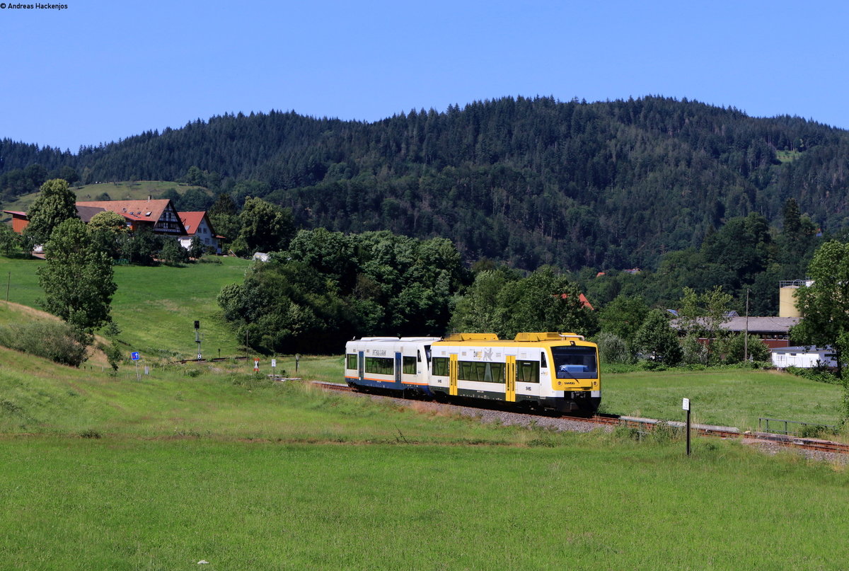 VT 521 und VT 527 als SWE 87388 (Freudenstadt Hbf-Bad Griesbach(Schwarzw)) bei Oppenau 24.6.20