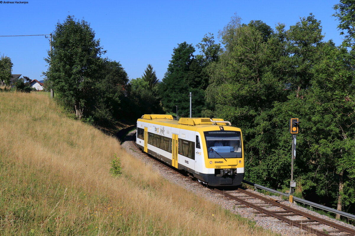 VT 525 als SWE 72211 (Biberach(Baden) - Unterharmersbach) bei Unterharmersbach 19.7.22