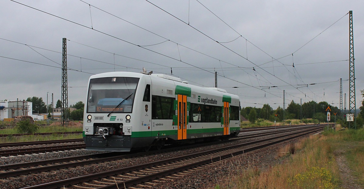 VT 53 (650 153-9)  Adorf (Vogtl)  von der Vogtlandbahn fährt am 24.06.2015 als VGB 81068 (Zwickau Zentrum - Plauen (Vogtl) ob Bf) gerade über die Olzmannbrücke in Zwickau.