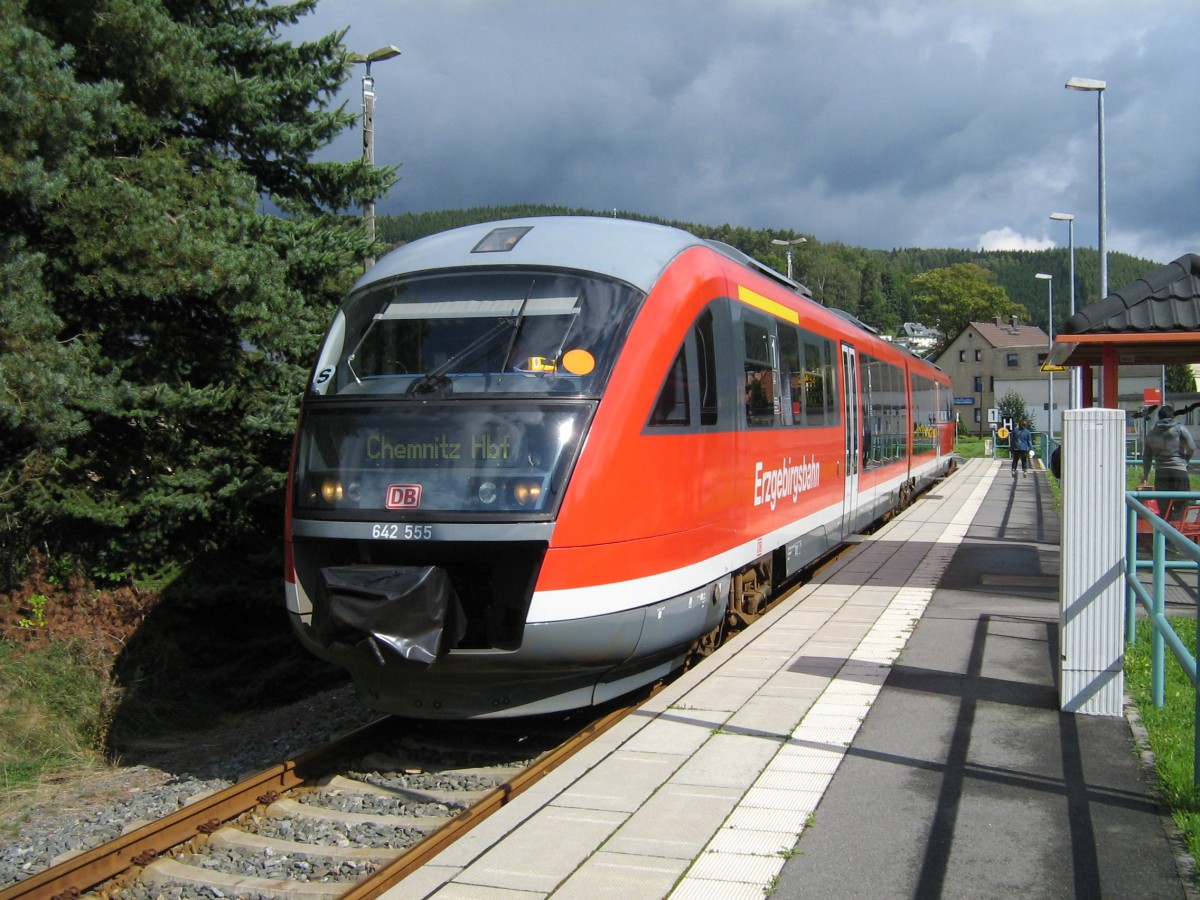 VT 642 055/555 der Erzgebirgsbahn am 17.9.2013 in Olbernhau-Grünthal.
