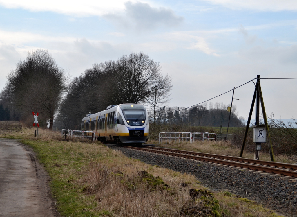 VT 643 346 als NWB 74968 Paderborn Hbf - Kreiensen am 06.03.2016 an der ehemaligen Blockstelle Bevern. 