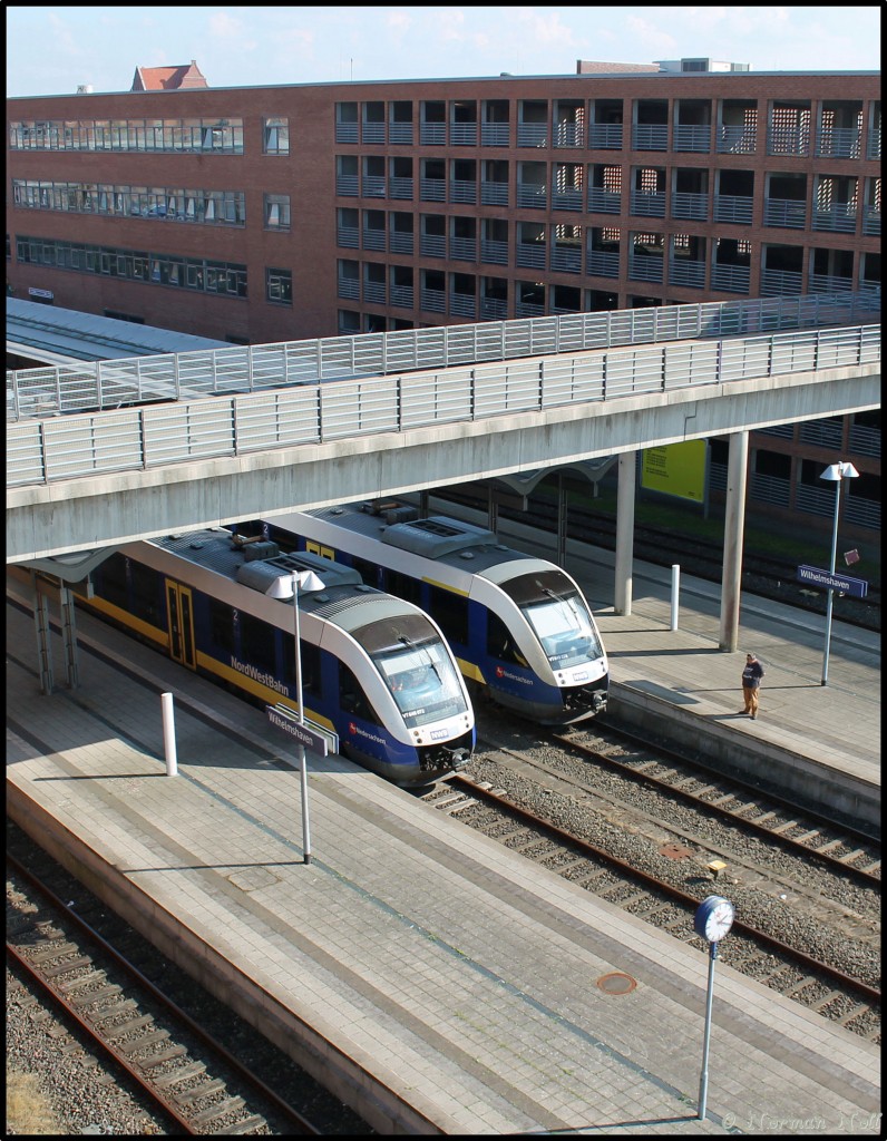 VT 648 072 und VT 648 078 der Nord-West-Bahn im Bahnhof Wilhelmshaven. 19/09/2014