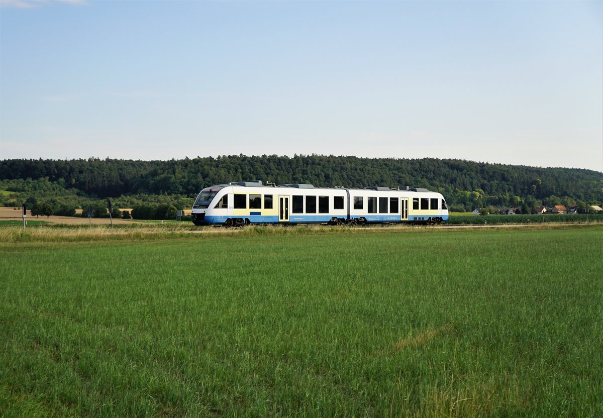 VT 648 299 Wagen 705 zur Zeit als RB unterwegs zwischen Horb und Tübingen. Aufgenommen am 02.07.2018 kurz vor Tübingen-Weilheim.