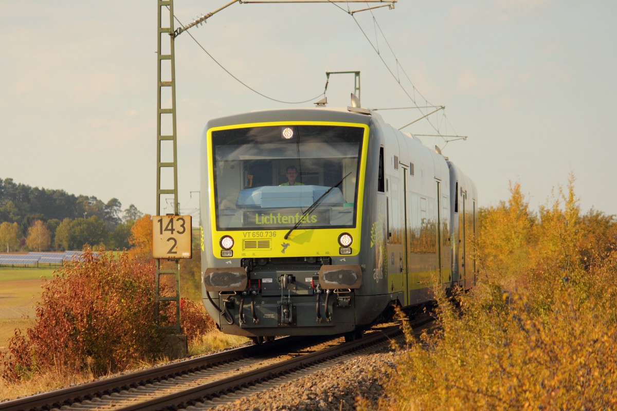 VT 650.736 Agilis bei Ebersdorf am 24.10.2011.