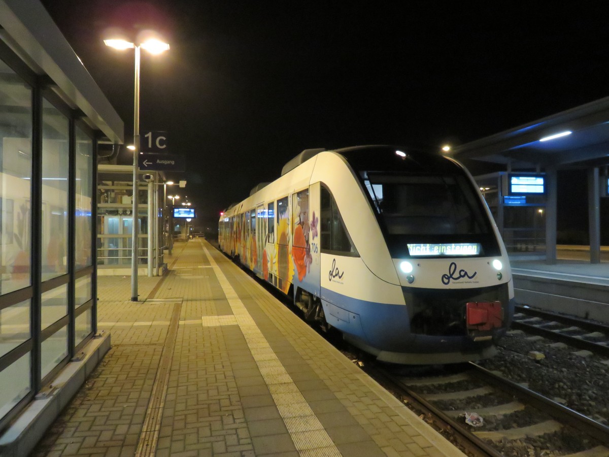 VT 706 (OLA) im Bahnhof von Halberstadt am 19.01.2015