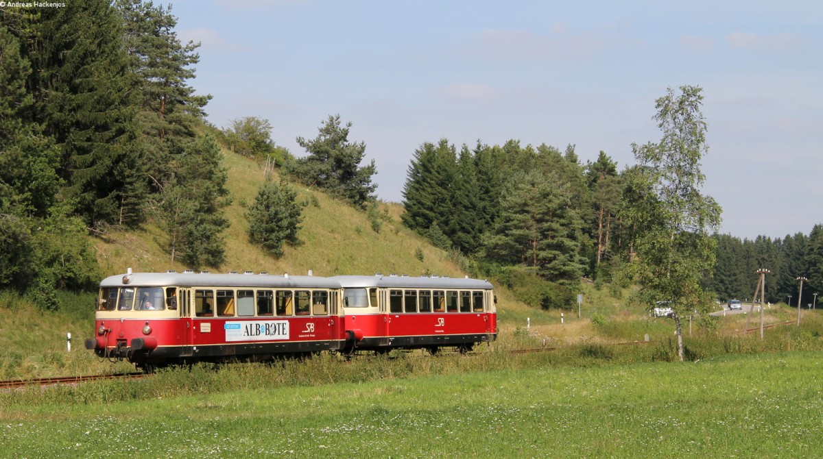 VT 8 und VS 14 der SAB als SAB-Sommerferien-Express (Schelklingen-Offenhausen) bei Mnsingen 21.8.13