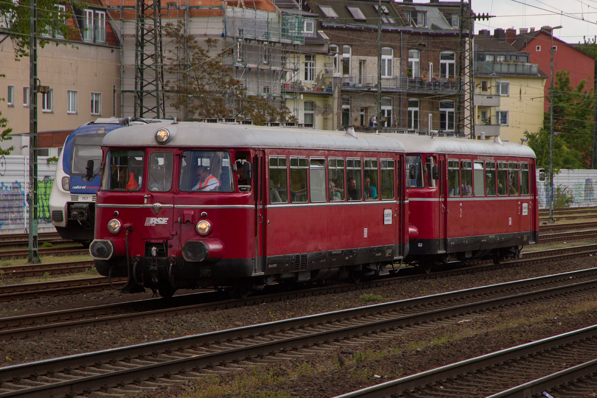 VT23 Triebwagen der Rhein-Sieg Eisenbahn auf einer Sonderfahrt in Köln West, am 12.05.2019.