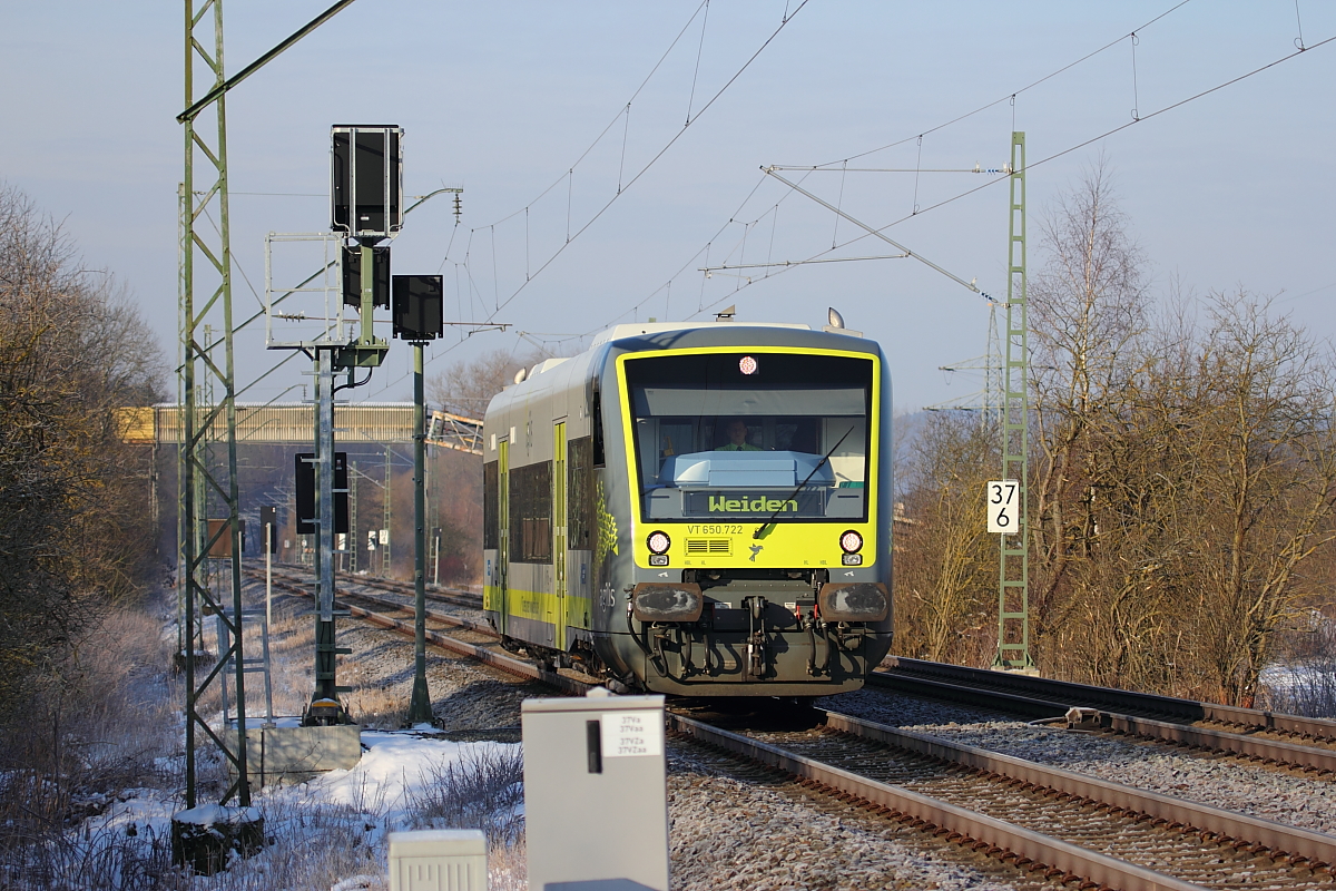 VT650.722 Agilis bei Trieb am 11.02.2013.
