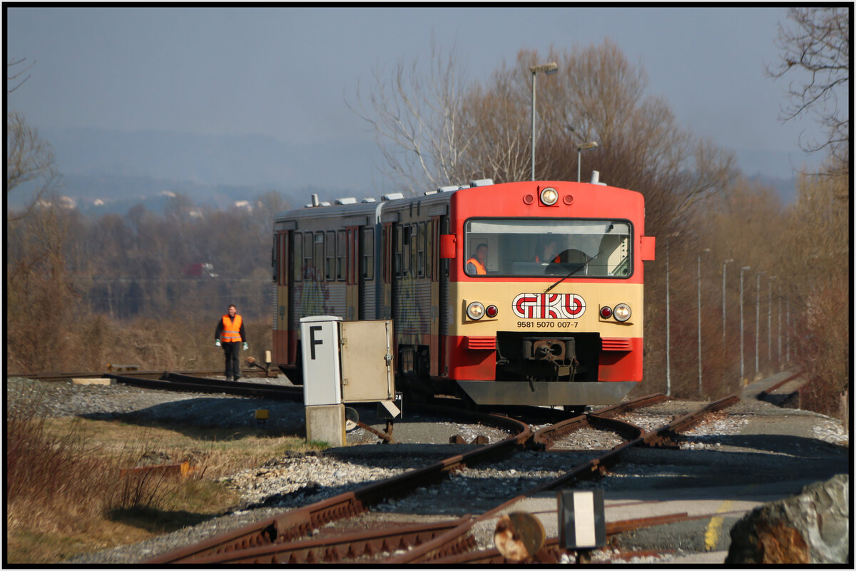 VT70.07 am 16.03.2017 in der ANschlussbahn ELG. 