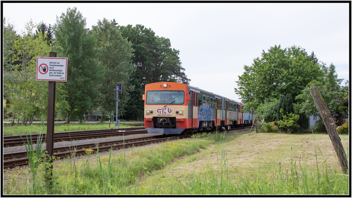 VT70.13 macht sich auf den Weg nach Graz . 
Premstätten Tobebad am 16.Juni 2020