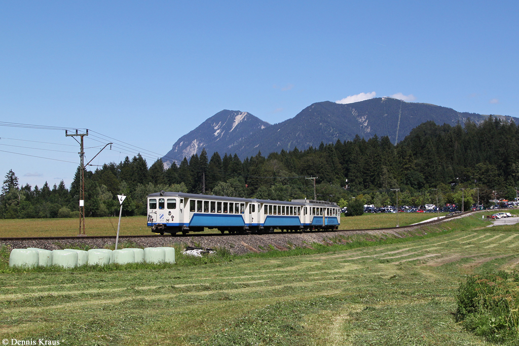 Wagen 213 der Zugspitzbahn am 17.08.2014 bei Grainau.