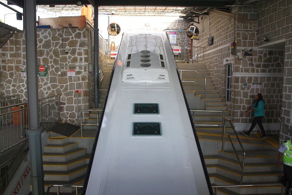 Wagen der 3.Generation in der Stesen Bukit Bendera (Penang Hill Station) der KBB (Keretapi Bukit Bendera, allgemein als Penang Hill Railway bekannt) am 18.Februar 2025.