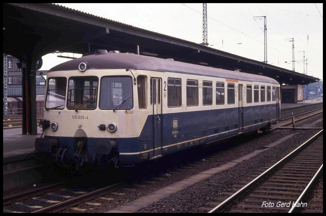 Wanne Eickel HBF am 6.10.1989: Akkutriebwagen 515605