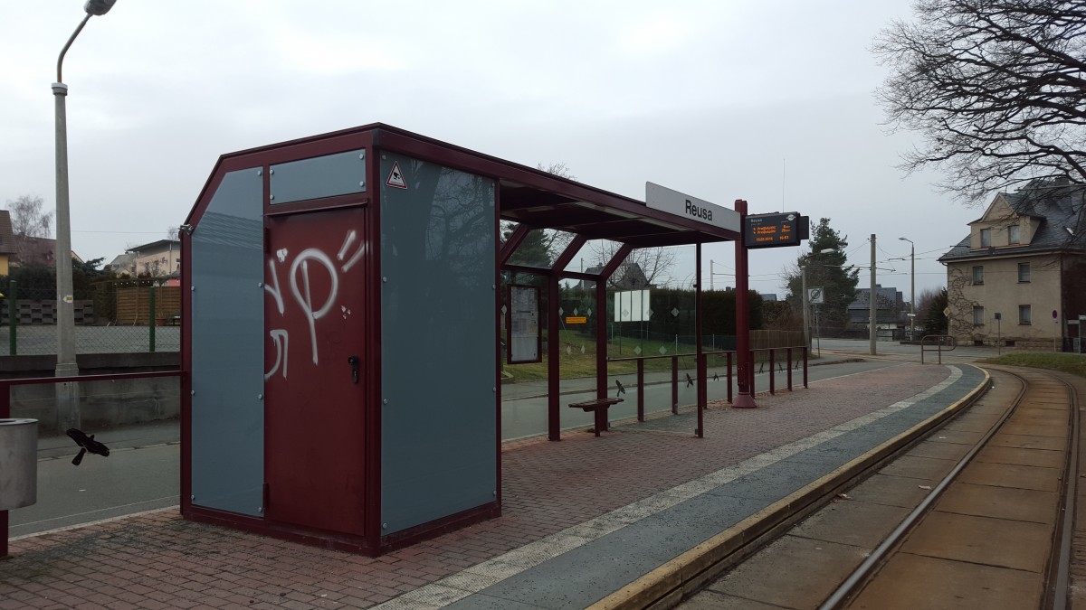 Wartehäuschen an der Endhaltestelle Reusa in Plauen | 13.02.2016 |