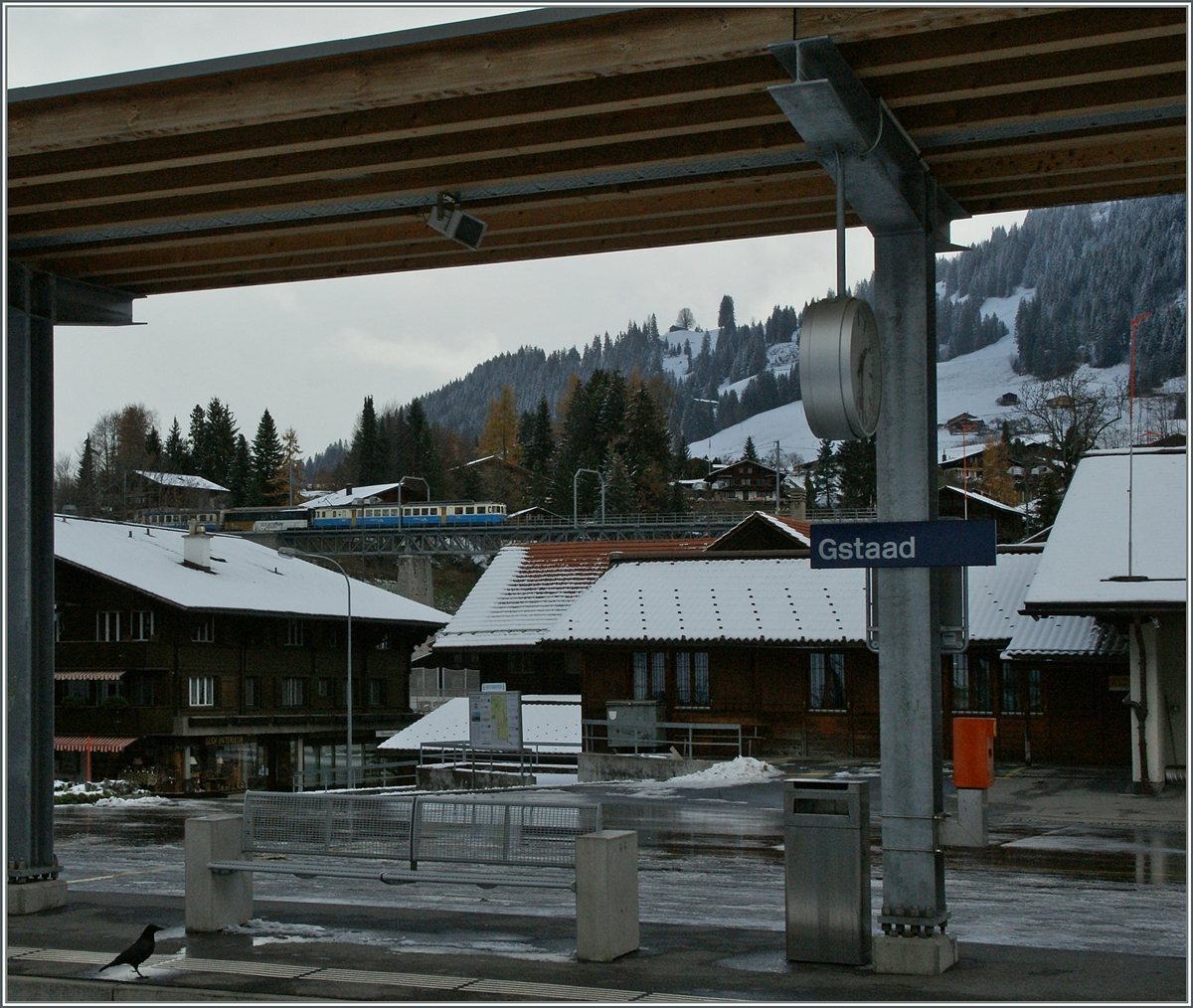 Warten auf den Zug...
Gstaad, den 24. Nov. 2013