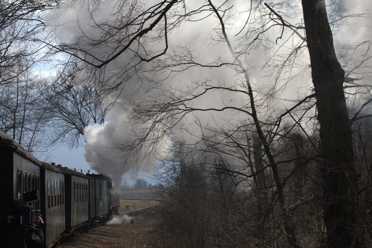 Was mag den Kameramann des MDR (?) hier so faszinieren ?  Am 06.04.2015 um 16:15 Uhr  gibt es beim MDR - Fernsehen vielleicht eine Antwort. 22.03.2015 14:09 Uhr.