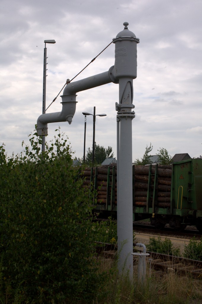 Wasserkran in Görlitz Hbf. 01.08.2014  16:57 Uhr.