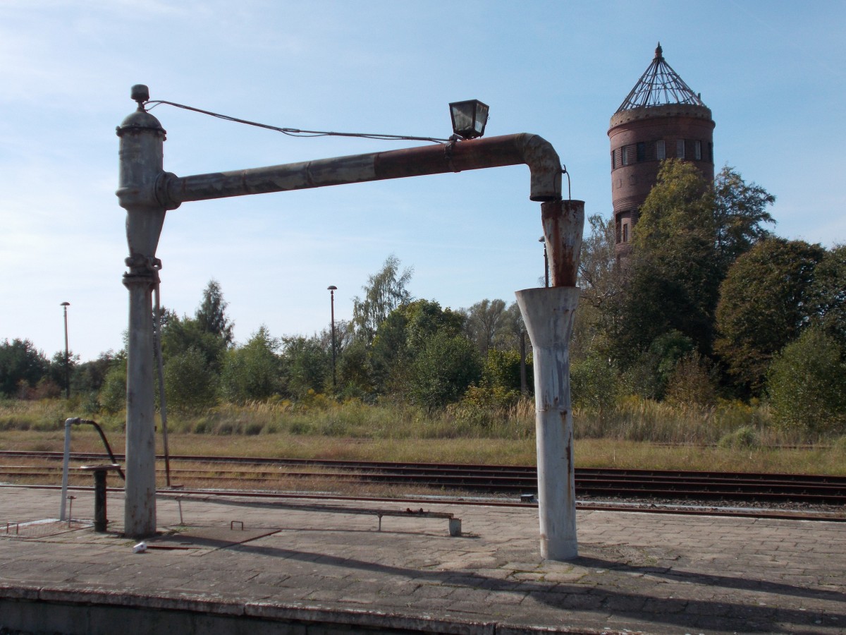 Wasserkran,am 28.September 2014,im mecklenburgischen Bahnhof Karow.