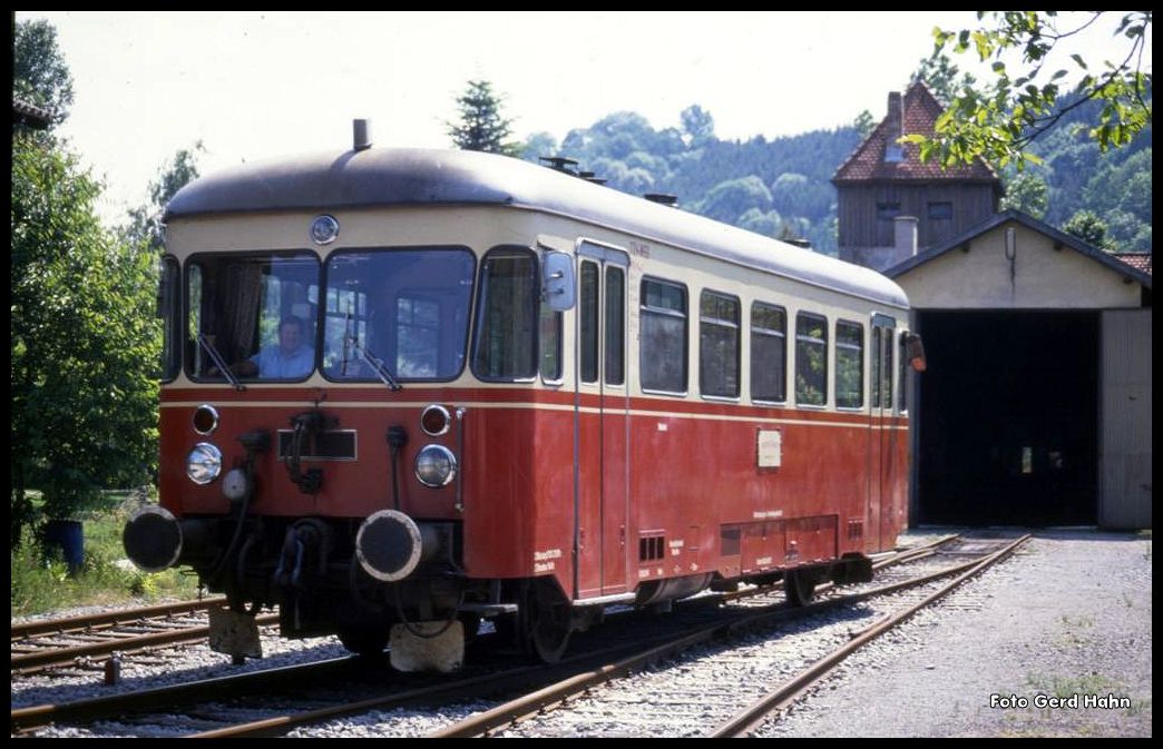 WEG VT 24 in Ohrnberg am 27.5.1990.