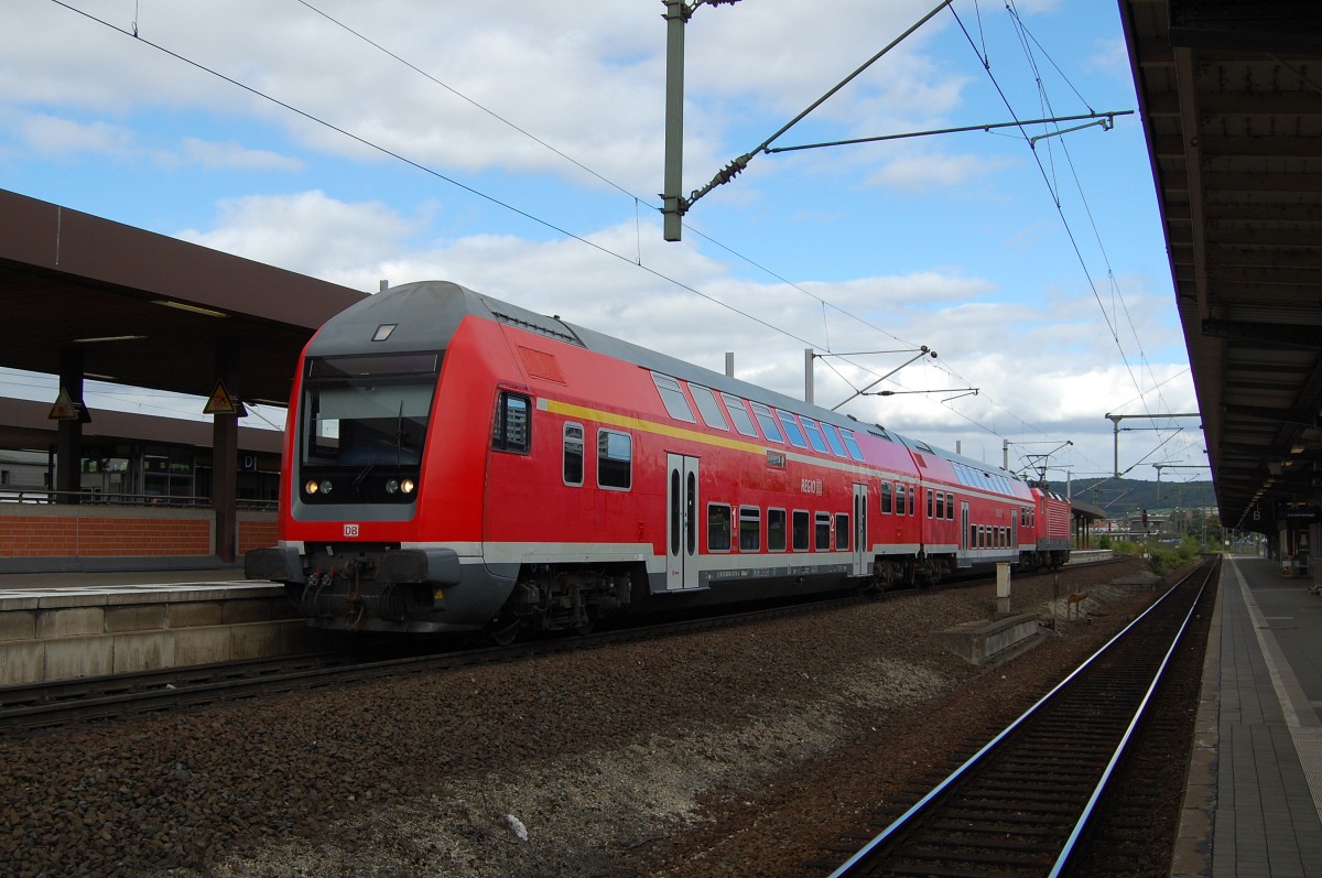 Wegen Bauarbeiten zwischen Leinefelde und Gotha verkehrte am 15.09.2013 diese Wendezuggarnitur zwischen Göttingen und Leinefelde. Hier RE 94663 Göttingen - Leinefelde. 