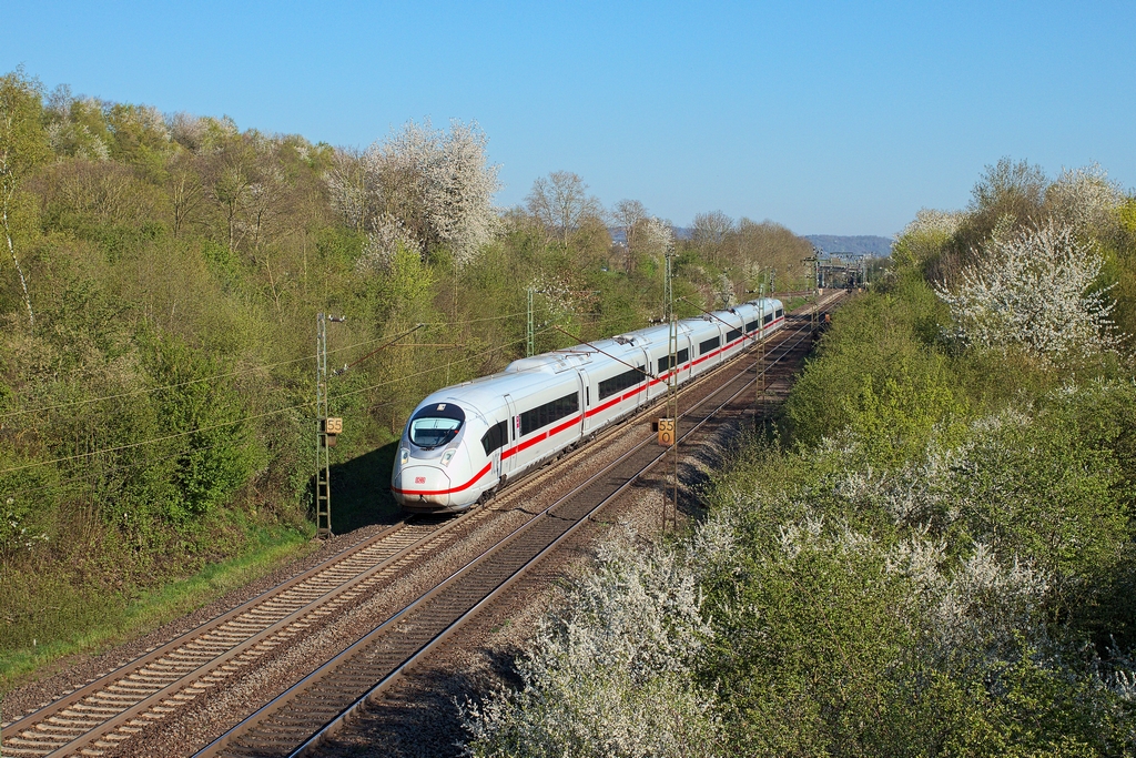 Wegen Gleiserneuerung wurde am 18.4.2015 die KRM gesperrt. Daher musste der ICE 515 über die linke Rheinstrecke nach Frankfurt kommen und passierte dabei auch Remagen
