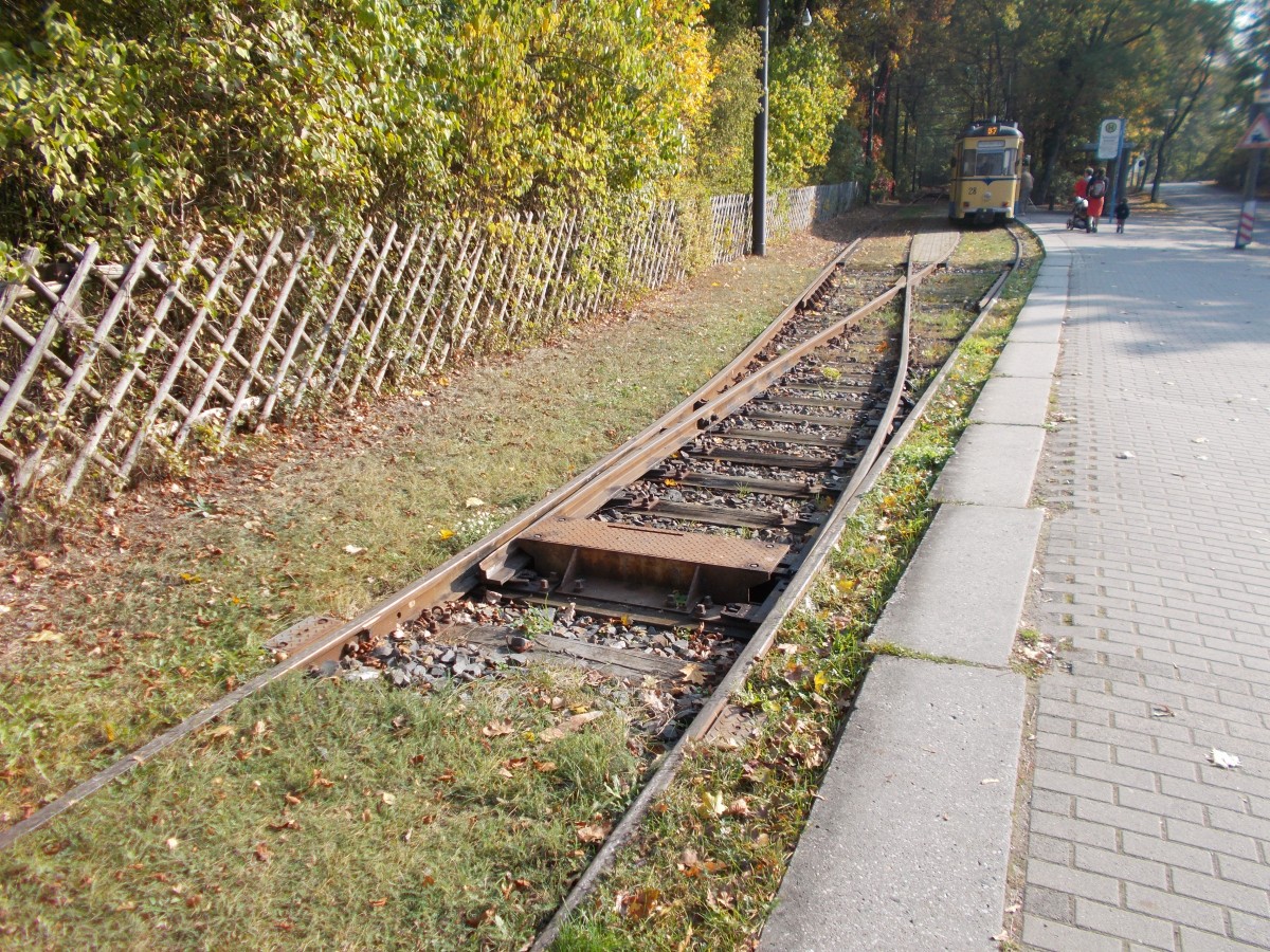 Weiche von der Wolterdorfer Straßenbahn,am 05.Oktober 2014,an der Haltestelle Rahnsdorf.