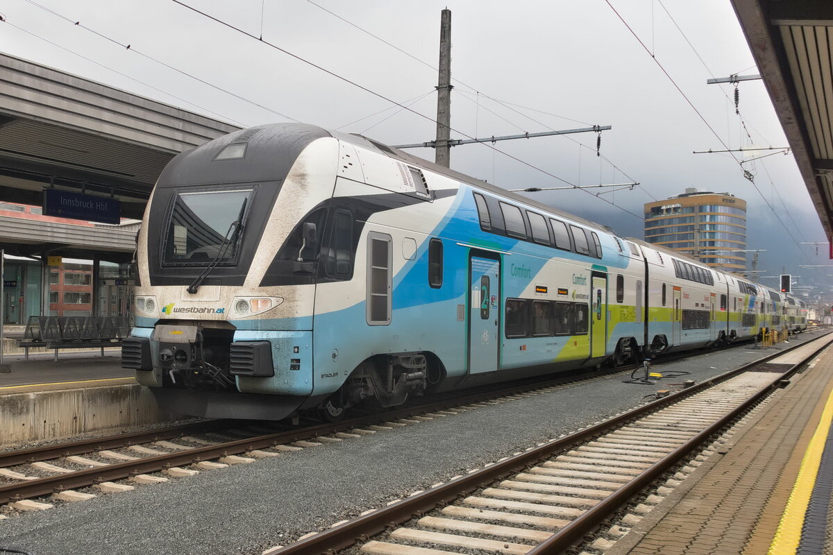 WESTbahn 4010 132-7, gesehen in Innsbruck Hbf. am 1.9.2022.