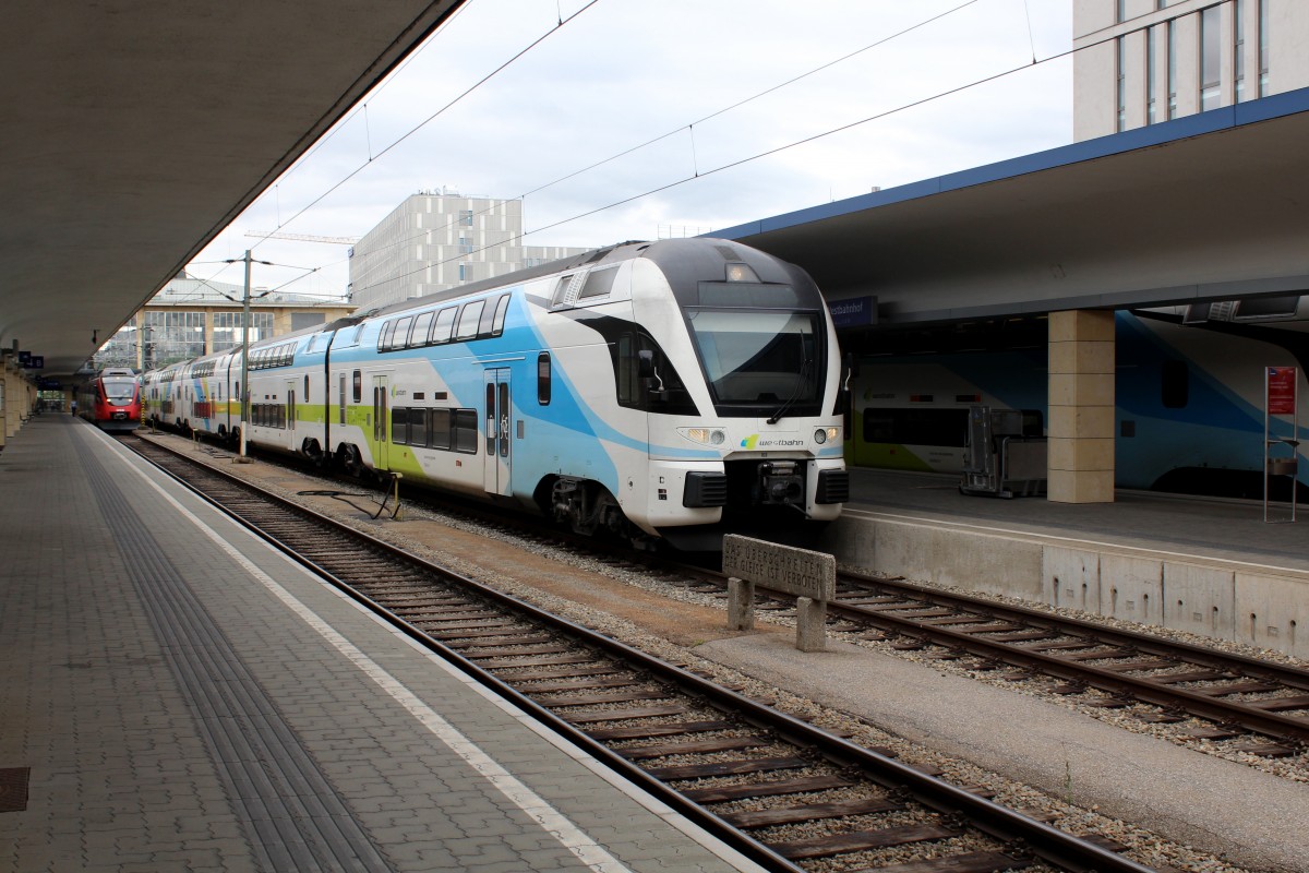 WESTbahn Zug 908 nach Salzburg: BR 4010 103 Wien Westbahnhof am 9. Juli 2014.