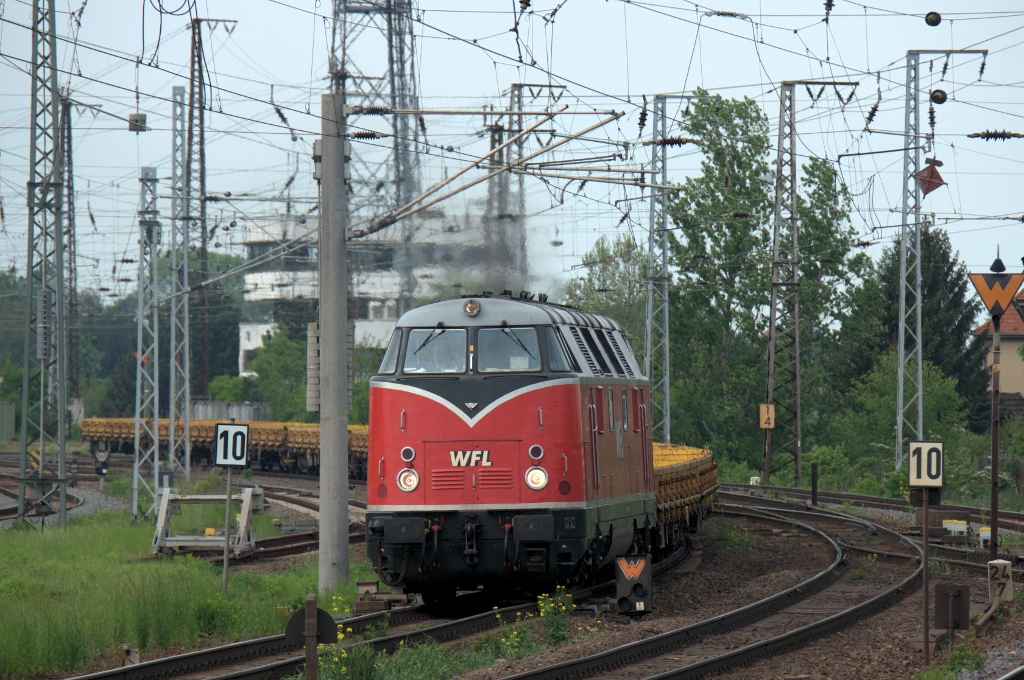 WFL Lok 20 - 228 501 am 16.05.13 in Großkorbetha