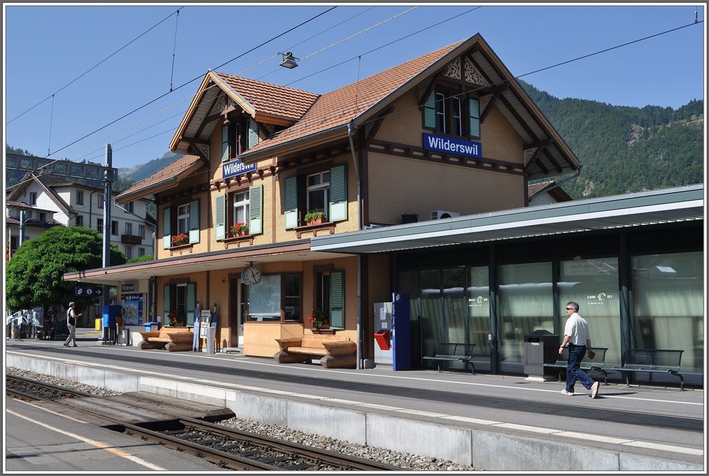 Widerswil ist bergangsbahnhof zwischen BOB und SPB. (06.07.2013)