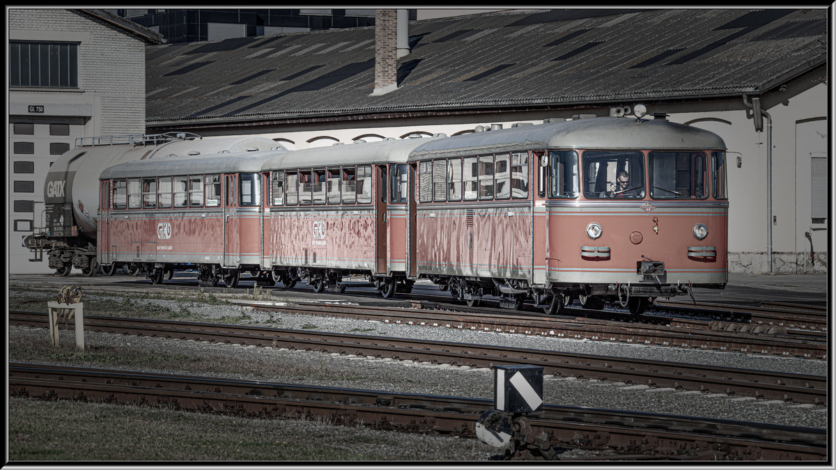 Wie´s amol woar ,.... 

Der legendäre Rote Blitz alias  Roter Blitz  am Gelände des Graz Köflacher Bahnhofes am 20.09.2019