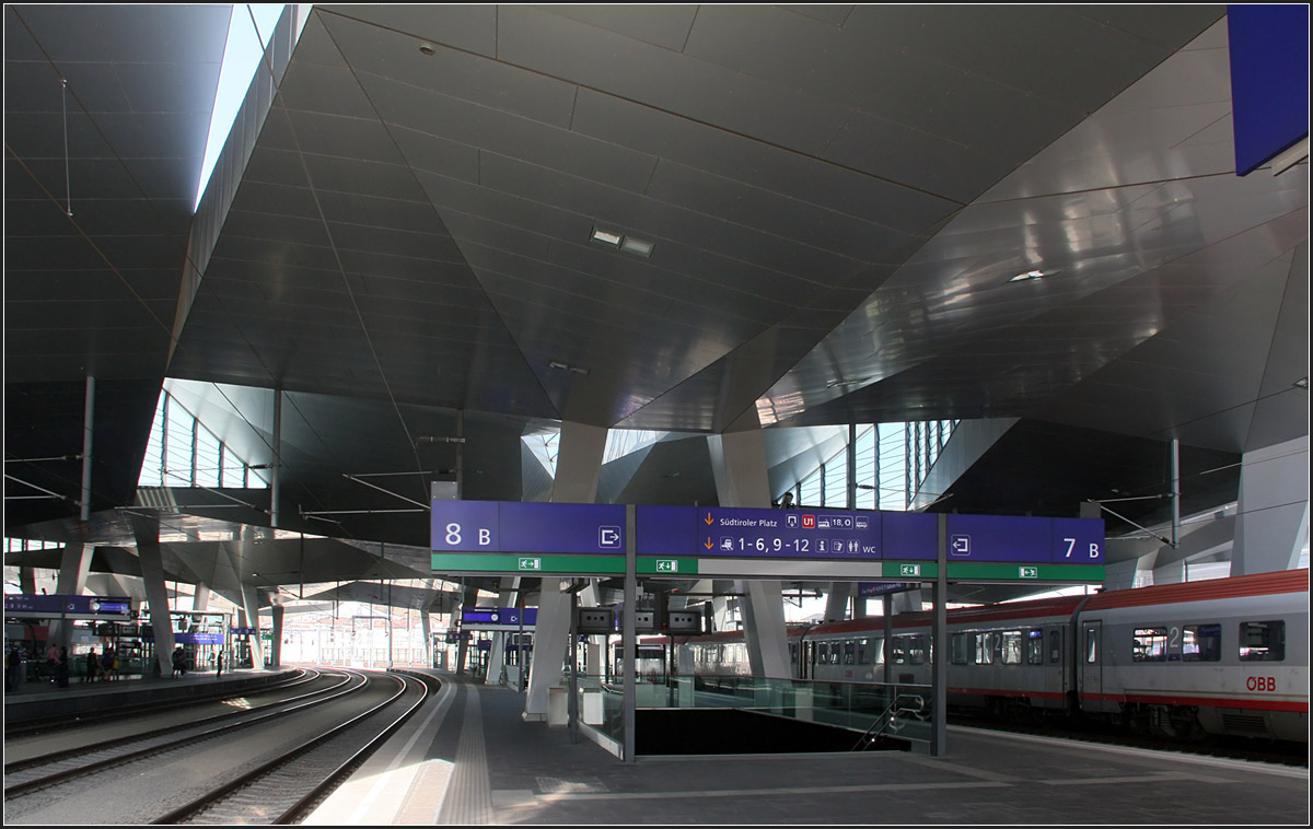 Wien Hauptbahnhof -

03.06.2015 (M)