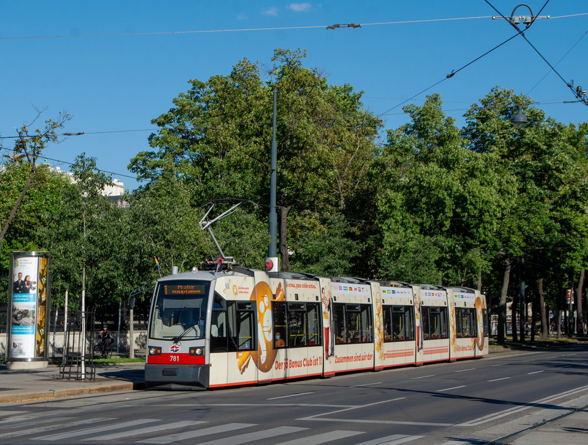 Wien 

ULF B1 781 mit seiner JÖ Werbung als Linie 1, Volkstheater, 05.07.2020 