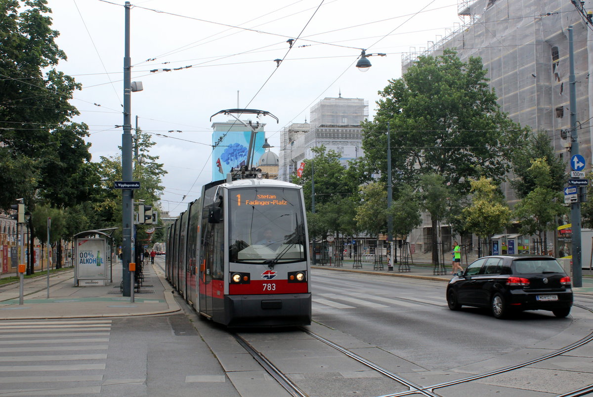 Wien Wiener Linien SL 1 (B1 783) I, Innere Stadt, Schottenring / Wipplingerstraße / Börse am 2. juli 2017.