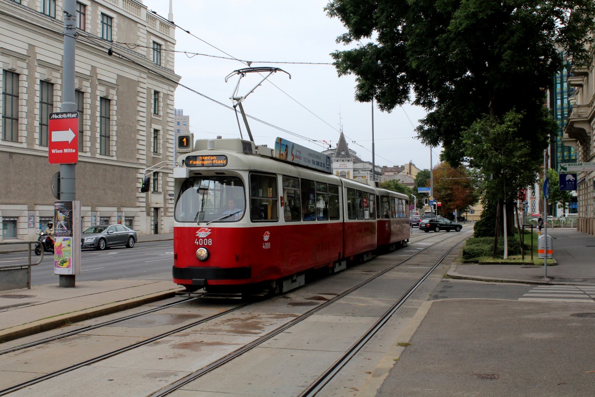 Wien Wiener Linien SL 1 (E2 4008) Uraniastrasse am 11. Juli 2014.
