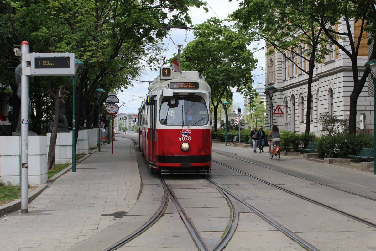 Wien Wiener Linien SL 1 (E2 4078) Radetzkystrasse / Hintere Zollamtsstrasse (Hst. Hintere Zollamtsstrasse) am 1. Mai 2015.