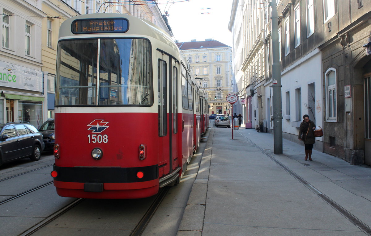 Wien Wiener Linien SL 1 (c5 1508 + E2 4308) Landstraße, Löwengasse am 20. Februar 2016.