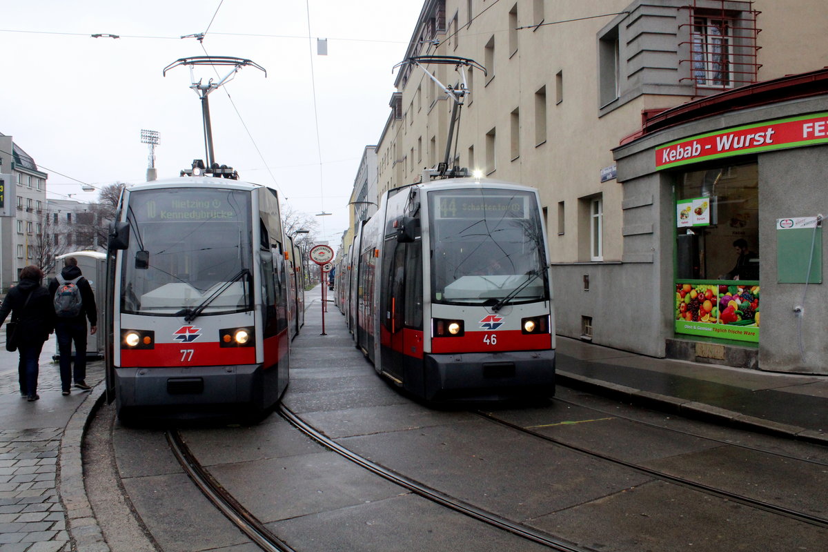 Wien Wiener Linien SL 10 (A1 77) SL 44 (A 46) Hernals (17. (XVII) Bezirk), Hernalser Hauptstraße (Endstation Dornbach, Güpferlingstraße) am 17. Februar 2016.