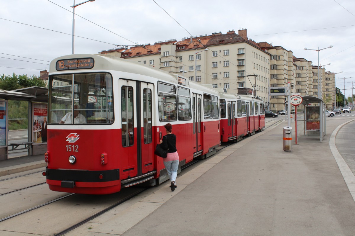 Wien Wiener Linien SL 18 (c5 1512) St. Marx (Landstrasser Hauptstrasse / Rennweg) am 9. Juli 2014.