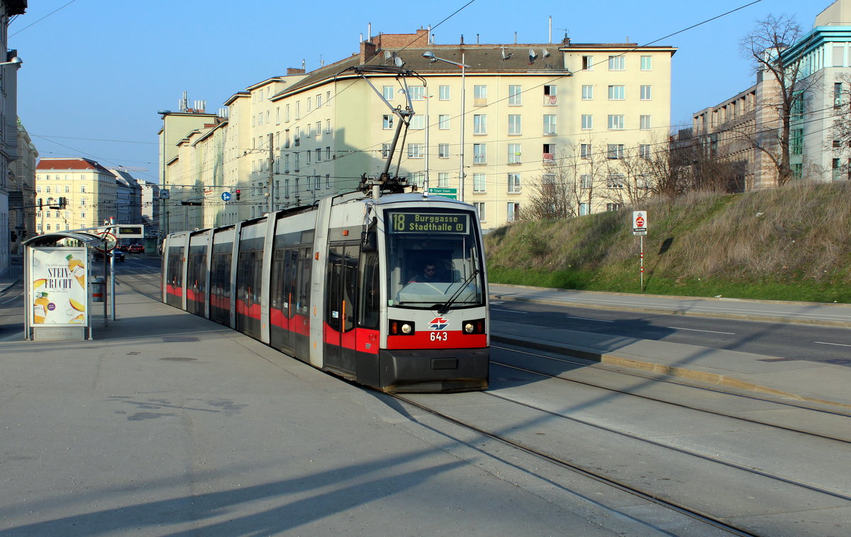 Wien Wiener Linien SL 18 (B 643) Landstraße, Landstraßer Hauptstraße / Leberstraße (Hst. St. Marx) am 20. März 2016.