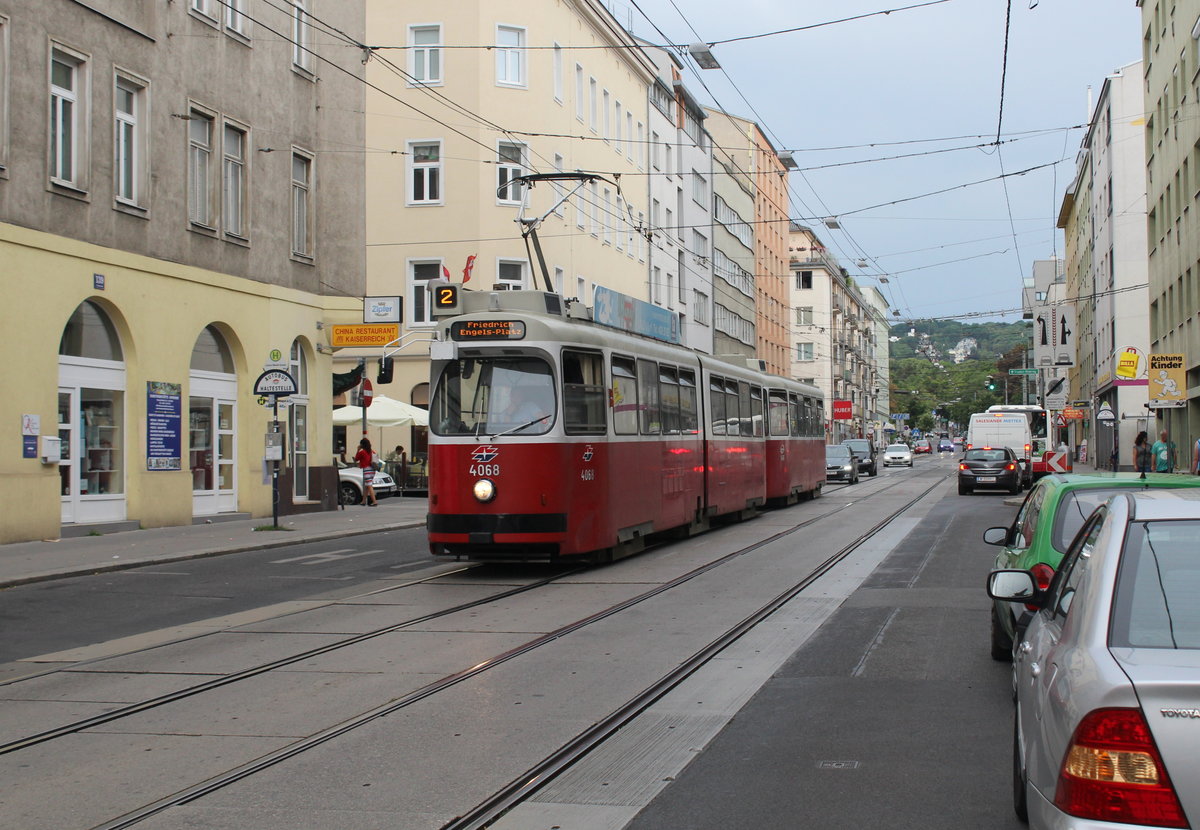 Wien Wiener Linien SL 2 (E2 4068 + c5 1468) XVI, Ottakring, Thaliastraße / Lorenz-Mandl-Gasse am 27. Juni 2017.