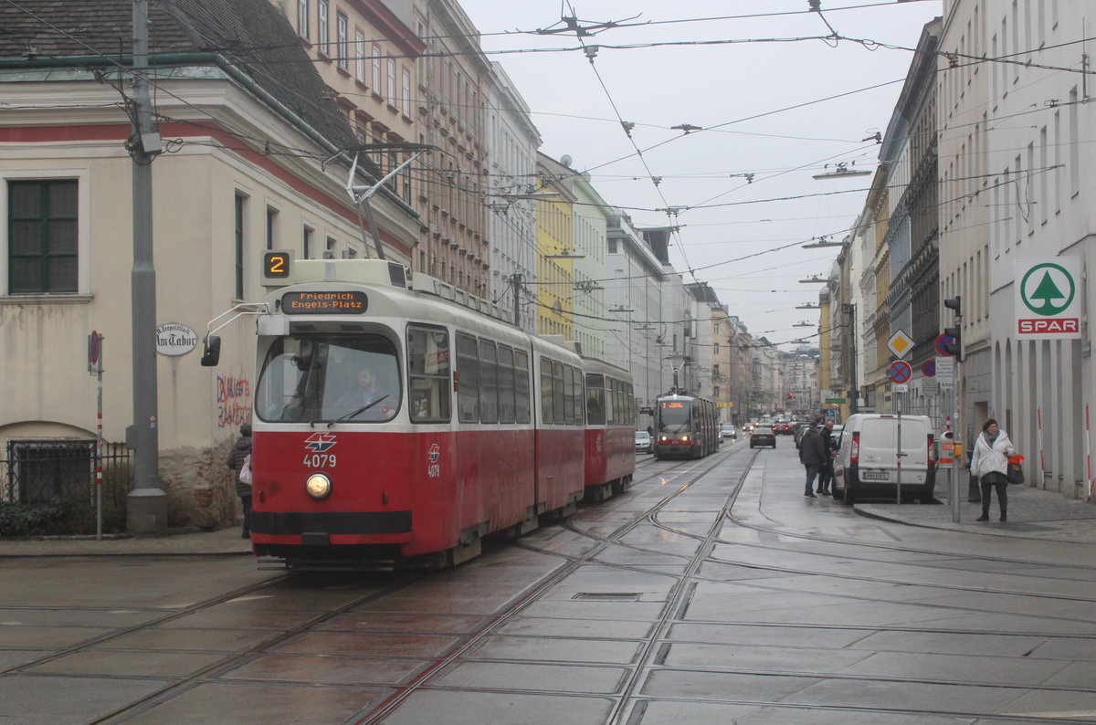 Wien Wiener Linien SL 2 (E2 4079) II, Leopoldstadt, Taborstraße / Am Tabor am 16. März 2018.