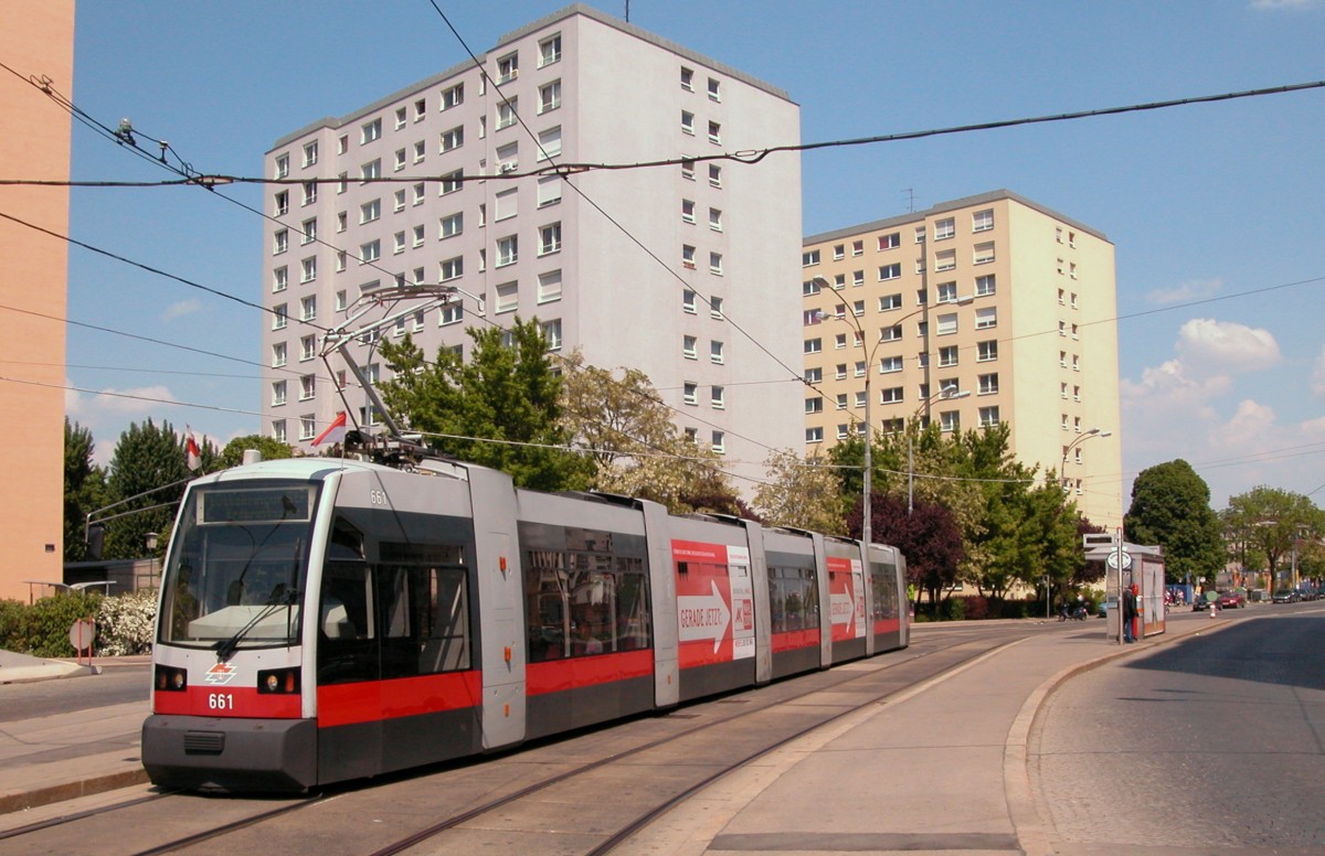 Wien Wiener Linien SL 2 (B 661) Taborstrasse / Am Tabor am 3. Mai 2009.