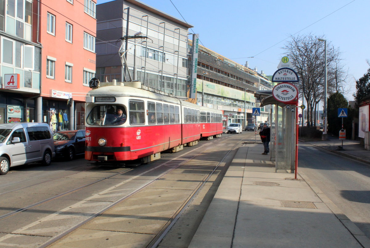 Wien Wiener Linien SL 26 (E1 4801 + c4 1339) XXI, Floridsdorf, Donaufelder Straße / Carminweg am 13. Februar 2017.
