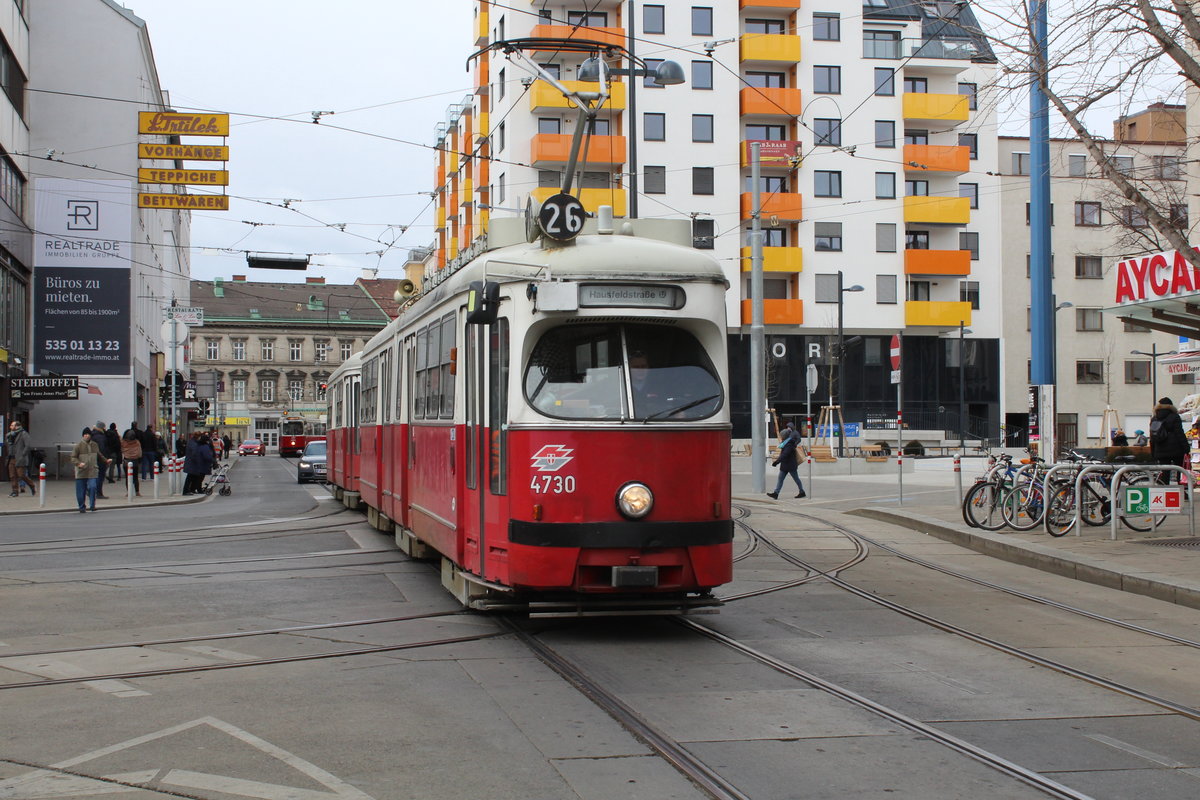 Wien Wiener Linien SL 26 (E1 4730) XXI, Floridsdorf, Schloßhofer Straße / Franz-Jonas-Platz / ÖBB-Bahnhof Floridsdorf am 12. Feber / Februar 2019. - Hersteller und Baujahr des E1 4730: SGP 1971. 