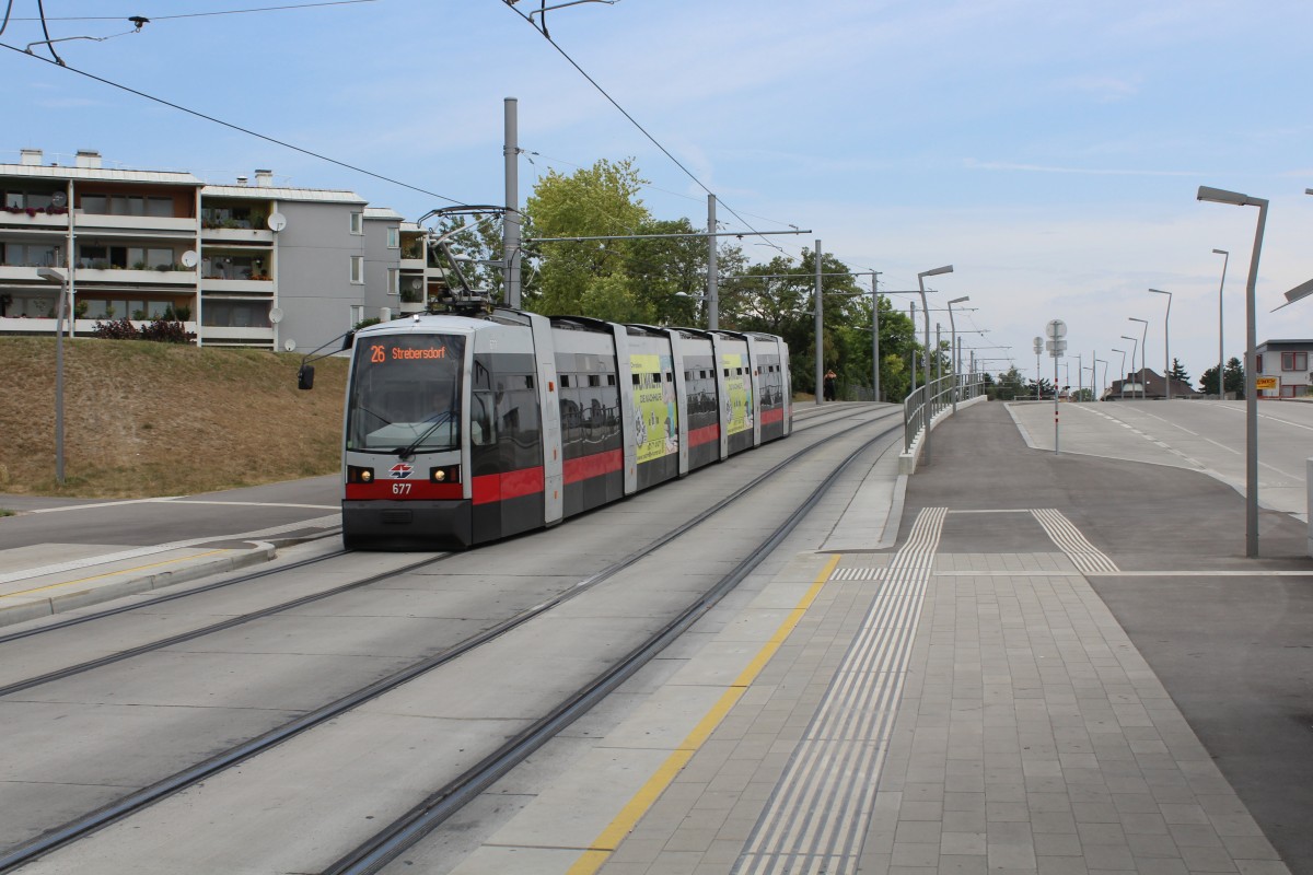 Wien Wiener Linien SL 26 (B 677) Hausfeldstrasse am 8. Juli 2014.